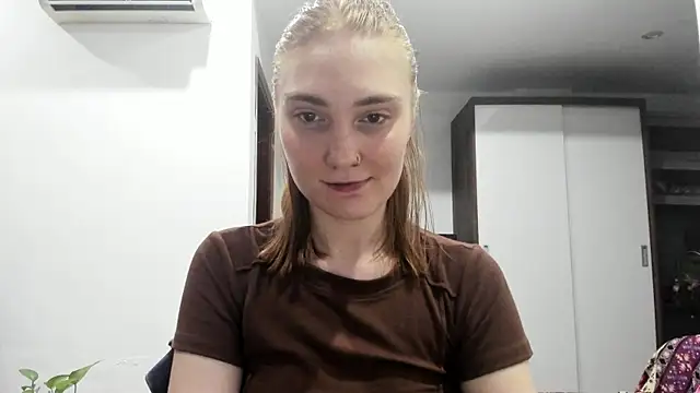 Snapshot of ReddHotPipper chatting on June 30, 2026, 4:51 pm ReddHotPipper online show from June 30, 2026, 4:51 pm