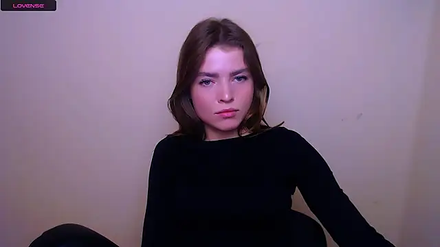 Snapshot of MissOliviaa_ chatting on February 16, 2025, 10:54 am MissOliviaa online show from February 16, 2025, 10:54 am