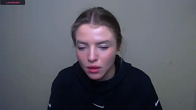 Snapshot of MissOliviaa_ chatting on February 26, 2025, 2:49 pm MissOliviaa online show from February 26, 2025, 2:49 pm