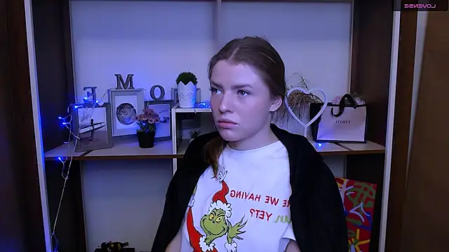 Snapshot of MissOliviaa_ chatting on January 9, 2025, 8:03 am MissOliviaa online show from January 9, 2025, 8:03 am