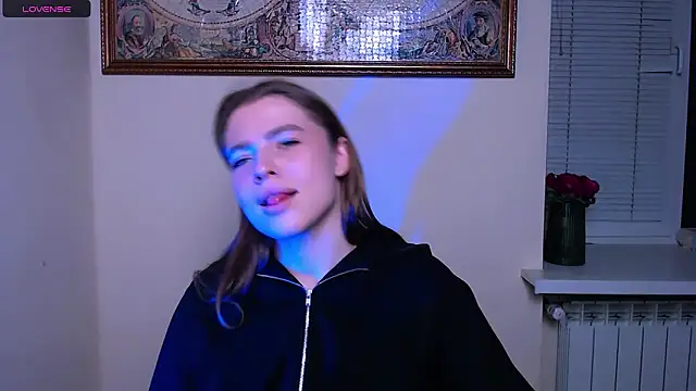 MissOliviaa  online show from December 19, 2025, 2:19 pm