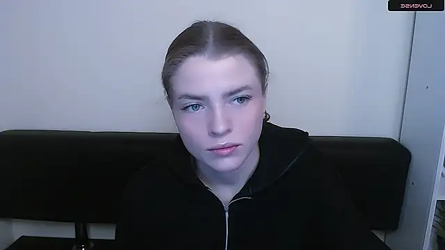 Snapshot of MissOliviaa_ chatting on January 3, 2025, 7:49 am MissOliviaa online show from January 3, 2025, 7:49 am