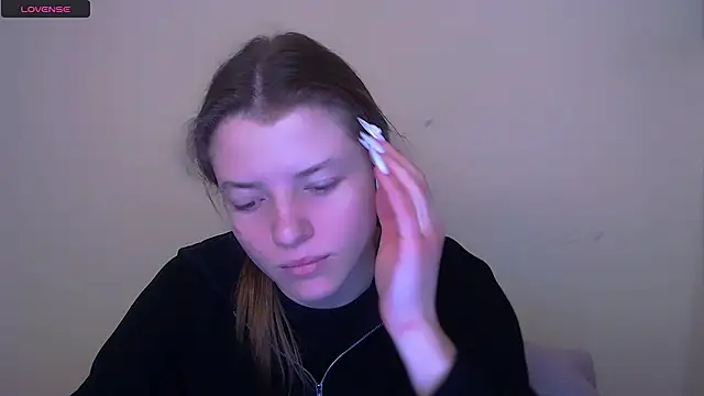 Snapshot of MissOliviaa_ chatting on February 28, 2025, 7:58 am MissOliviaa online show from February 28, 2025, 7:58 am