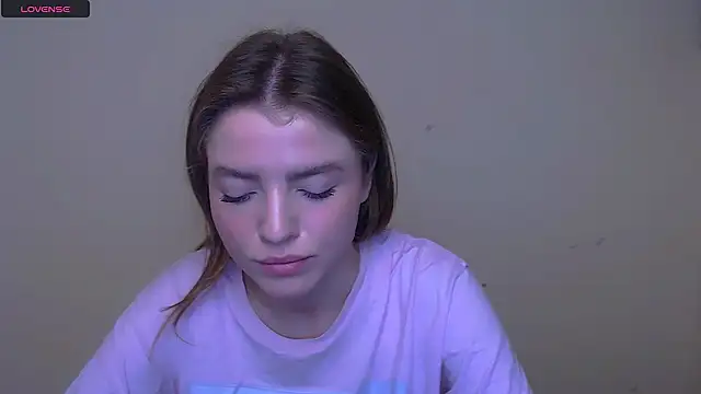 Snapshot of MissOliviaa_ chatting on February 27, 2025, 11:39 am MissOliviaa online show from February 27, 2025, 11:39 am