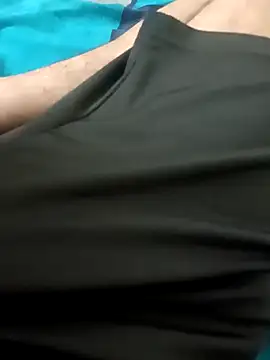 nick05inch online show from October 29, 2025, 12:48 pm