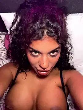 AlyssaHottv  online show from January 9, 2026, 9:22 pm