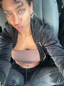 AlyssaHottv  online show from October 1, 2025, 7:02 am