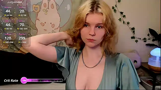 Moona xx online show from May 10, 2026, 10:55 pm