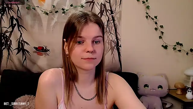 Snapshot of Moona_xx chatting on March 1, 2025, 11:26 pm Moona xx online show from March 1, 2025, 11:26 pm