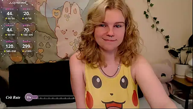 Moona xx online show from June 25, 2026, 10:48 pm