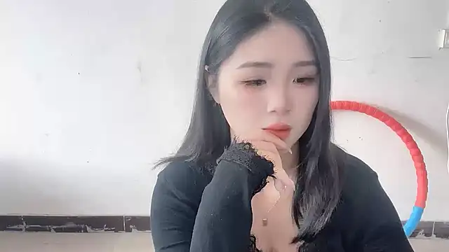 Snapshot of SU__SU chatting on February 13, 2026, 5:51 am SU SU online show from February 13, 2026, 5:51 am