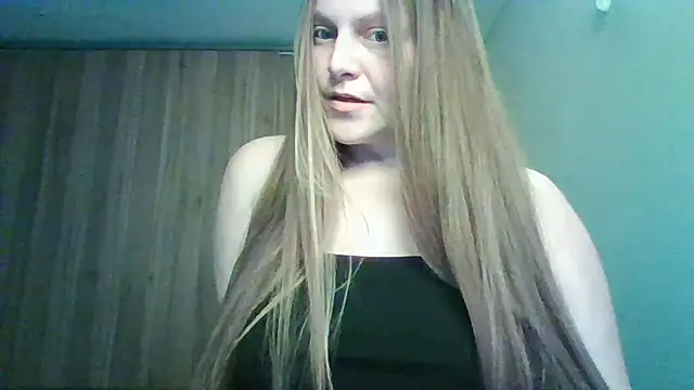 Evasapples online show from March 31, 2026, 7:49 pm