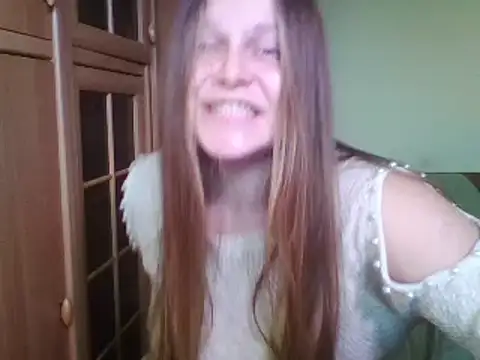 Evasapples online show from February 13, 2025, 12:54 pm