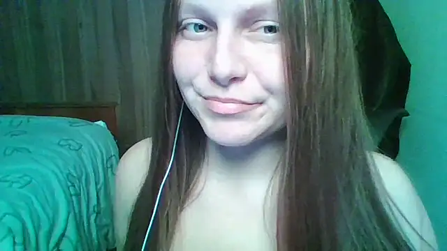 Evasapples online show from April 8, 2026, 6:31 pm