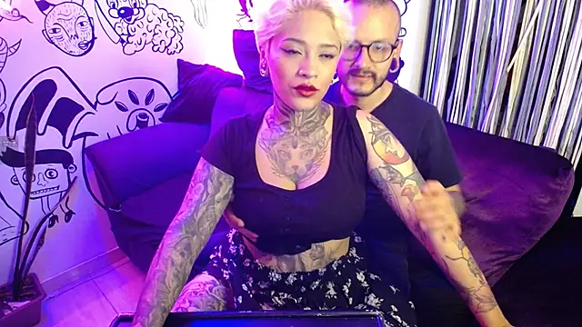 Snapshot of tatouagendecouple chatting on January 10, 2025, 4:54 am tatouagendecouple online show from January 10, 2025, 4:54 am