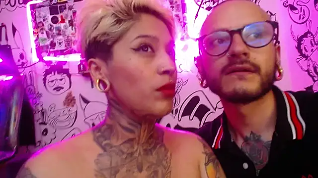Snapshot of tatouagendecouple chatting on February 11, 2025, 2:46 am tatouagendecouple online show from February 11, 2025, 2:46 am