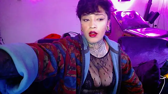 Snapshot of tatouagendecouple chatting on September 10, 2025, 4:00 am tatouagendecouple online show from September 10, 2025, 4:00 am