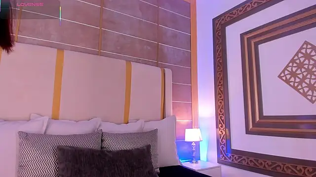 Snapshot of AbigailCarter chatting on October 8, 2025, 11:49 pm AbigailCarter online show from October 8, 2025, 11:49 pm