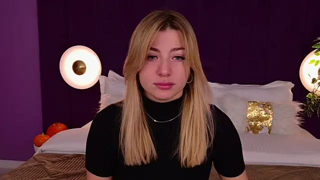 Snapshot of HelenaMorgan chatting on October 16, 2025, 3:04 am HelenaMorgan online show from October 16, 2025, 3:04 am