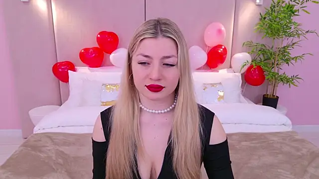 HelenaMorgan online show from February 12, 2025, 9:10 am