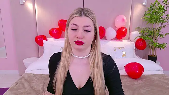 HelenaMorgan online show from February 12, 2025, 6:08 am