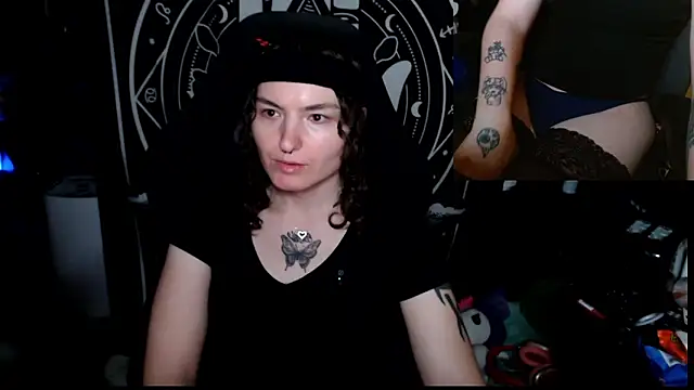 Snapshot of BrandiWRLD_999 chatting on September 26, 2025, 6:59 pm BrandiWRLD 999 online show from September 26, 2025, 6:59 pm