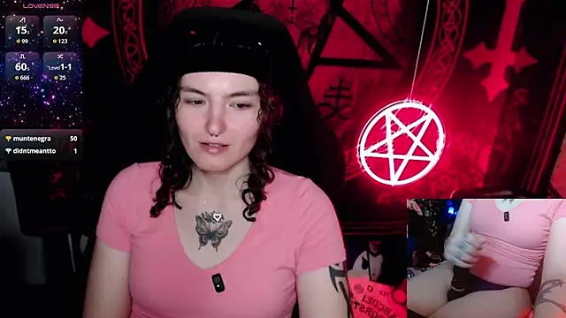 Snapshot of BrandiWRLD_999 chatting on October 21, 2025, 6:29 pm BrandiWRLD 999 online show from October 21, 2025, 6:29 pm