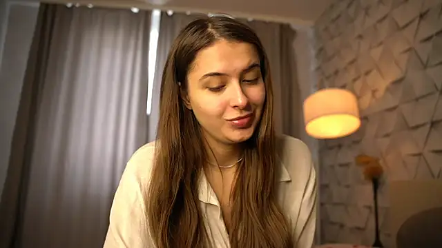 Snapshot of elisa_moon chatting on May 29, 2026, 10:54 am elisa moon online show from May 29, 2026, 10:54 am