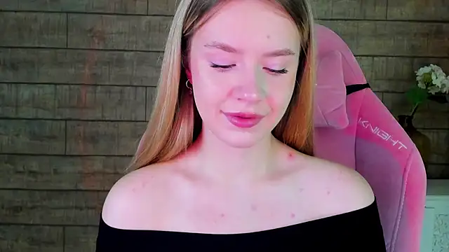 Snapshot of MilanaBalmain chatting on October 18, 2025, 4:36 am MilanaBalmain online show from October 18, 2025, 4:36 am