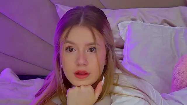 Snapshot of MilanaBalmain chatting on October 7, 2025, 4:24 am MilanaBalmain online show from October 7, 2025, 4:24 am