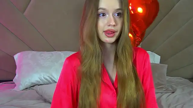 MilanaBalmain online show from February 15, 2025, 2:22 pm