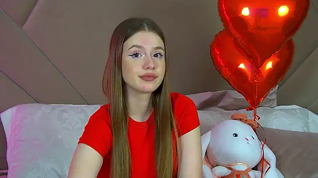 MilanaBalmain online show from February 15, 2025, 11:06 am