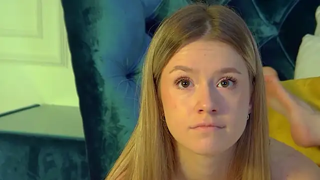 Snapshot of MilanaBalmain chatting on October 6, 2025, 4:35 am MilanaBalmain online show from October 6, 2025, 4:35 am