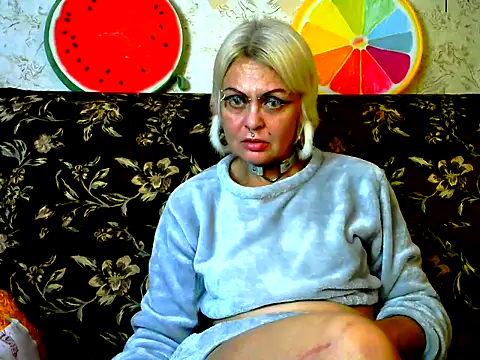 Snapshot of Gardener_of_Illusions chatting on October 22, 2025, 3:11 pm Gardener of Illusions online show from October 22, 2025, 3:11 pm