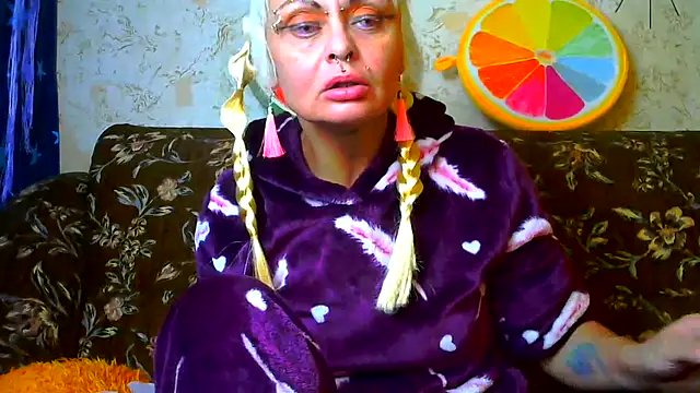 Snapshot of Gardener_of_Illusions chatting on September 20, 2025, 4:01 pm Gardener of Illusions online show from September 20, 2025, 4:01 pm