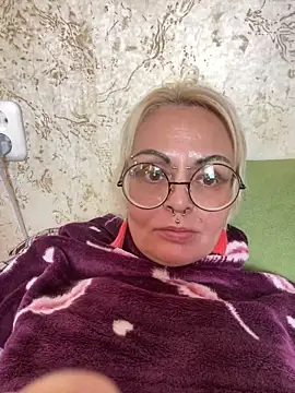 Snapshot of Gardener_of_Illusions chatting on October 14, 2025, 6:58 am Gardener of Illusions online show from October 14, 2025, 6:58 am