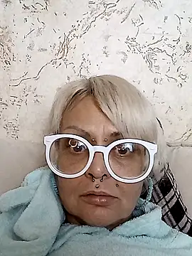 Snapshot of Gardener_of_Illusions chatting on November 3, 2025, 4:43 pm Gardener of Illusions online show from November 3, 2025, 4:43 pm