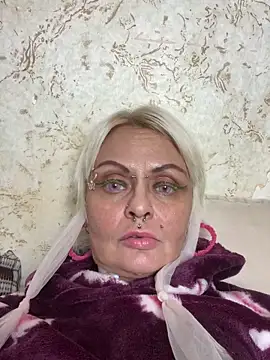 Snapshot of Gardener_of_Illusions chatting on October 4, 2025, 4:14 am Gardener of Illusions online show from October 4, 2025, 4:14 am