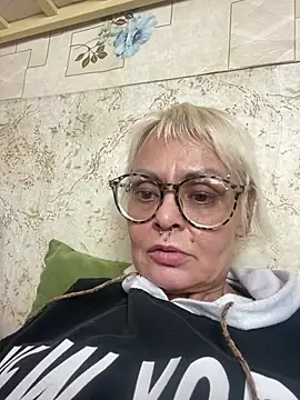 Gardener of Illusions online show from March 6, 2025, 8:27 pm