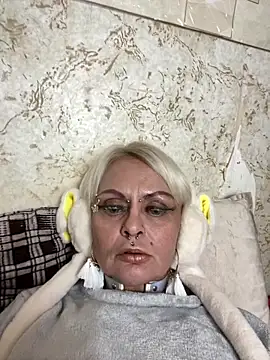 Snapshot of Gardener_of_Illusions chatting on October 5, 2025, 5:09 am Gardener of Illusions online show from October 5, 2025, 5:09 am