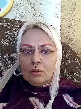 Snapshot of Gardener_of_Illusions chatting on October 12, 2025, 4:25 am Gardener of Illusions online show from October 12, 2025, 4:25 am