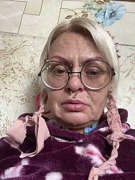 Snapshot of Gardener_of_Illusions chatting on October 8, 2025, 1:07 am Gardener of Illusions online show from October 8, 2025, 1:07 am