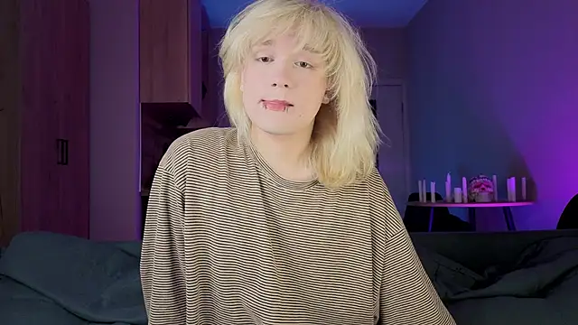 Snapshot of Gregory_Byyrd chatting on October 24, 2025, 8:41 pm Gregory Byyrd online show from October 24, 2025, 8:41 pm