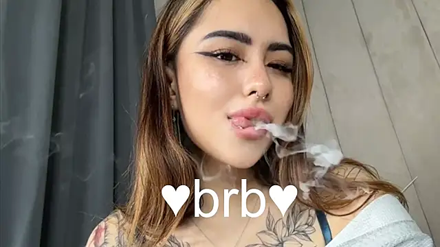 Snapshot of baby__kim chatting on October 16, 2025, 7:55 pm baby  kim online show from October 16, 2025, 7:55 pm