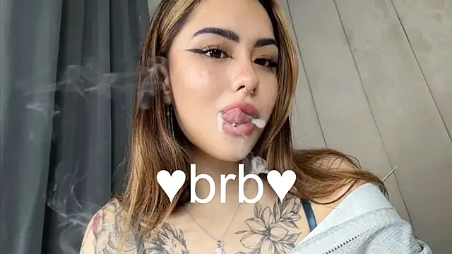 Snapshot of baby__kim chatting on September 24, 2025, 8:15 pm baby  kim online show from September 24, 2025, 8:15 pm