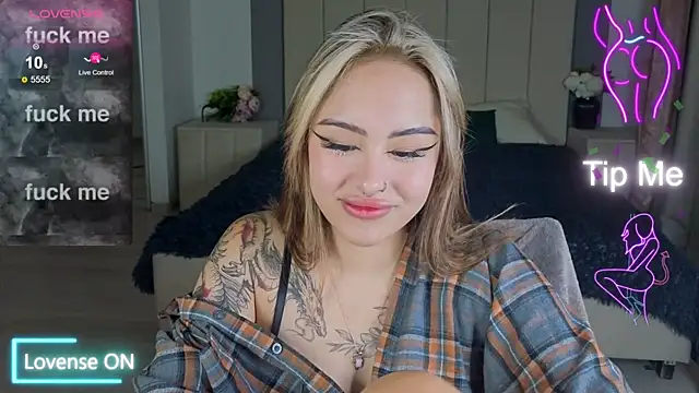 Snapshot of baby__kim chatting on September 17, 2025, 5:31 am baby  kim online show from September 17, 2025, 5:31 am