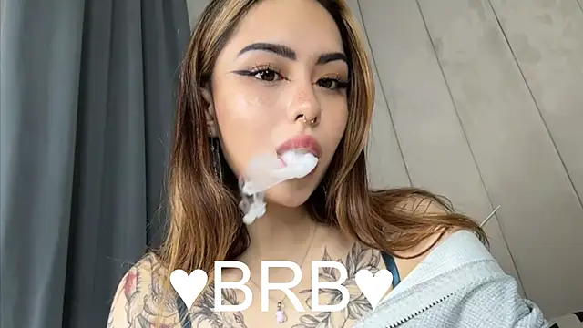 Snapshot of baby__kim chatting on October 21, 2025, 8:08 pm baby  kim online show from October 21, 2025, 8:08 pm