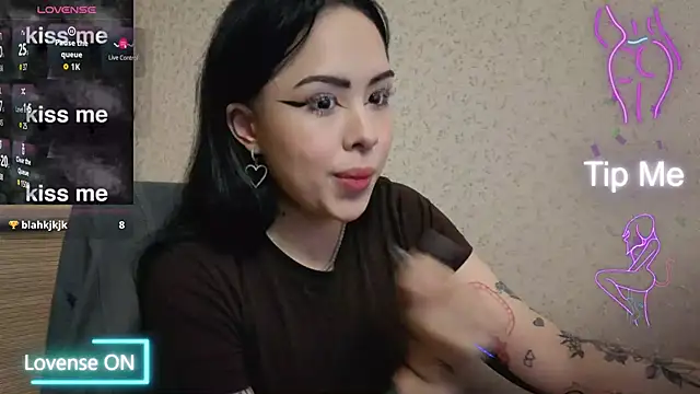 Snapshot of baby__kim chatting on February 15, 2026, 5:34 pm baby kim online show from February 15, 2026, 5:34 pm