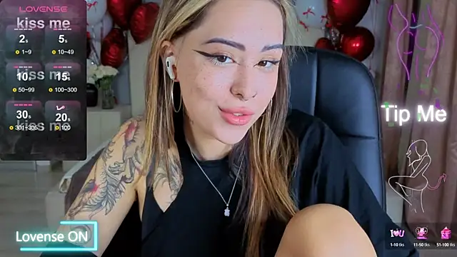 Snapshot of baby__kim chatting on October 6, 2025, 5:08 am baby  kim online show from October 6, 2025, 5:08 am