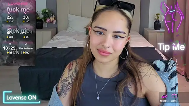 Snapshot of baby__kim chatting on October 11, 2025, 9:32 am baby  kim online show from October 11, 2025, 9:32 am